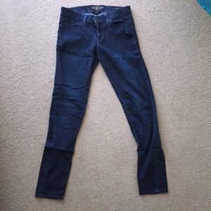 Lucky brand size 4/27 Charlie super skinny jeans